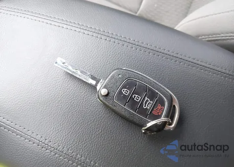 2018 Hyundai Santa Fe Sport 2.4L from USA, damaged, VIN 5NMZTDLB2JH095519